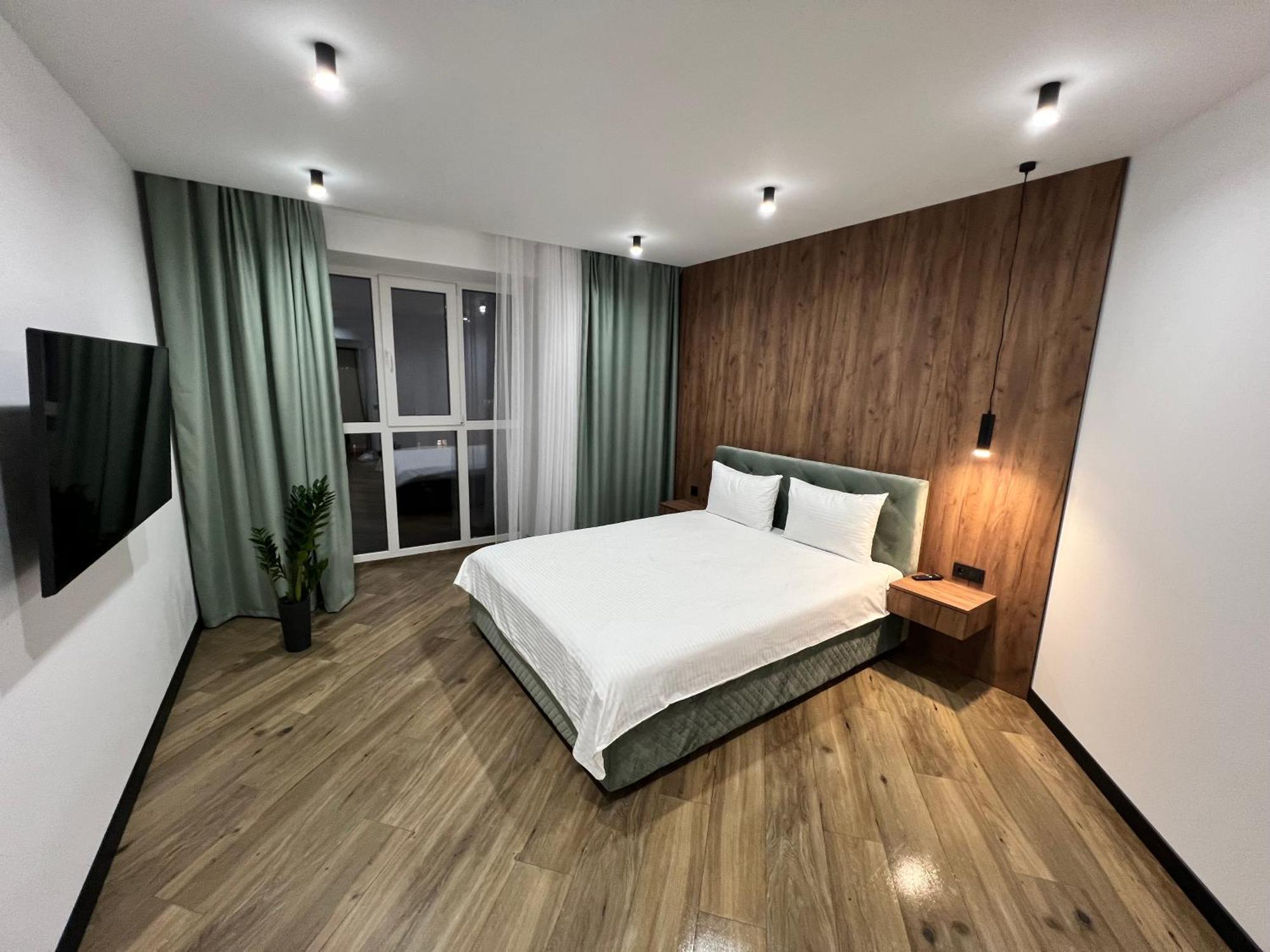Люкс Апартаменти Район Автовокзалу В Жкарена Та Жк Great House Поблизу Обласноі Лікарні Rivne Luaran gambar