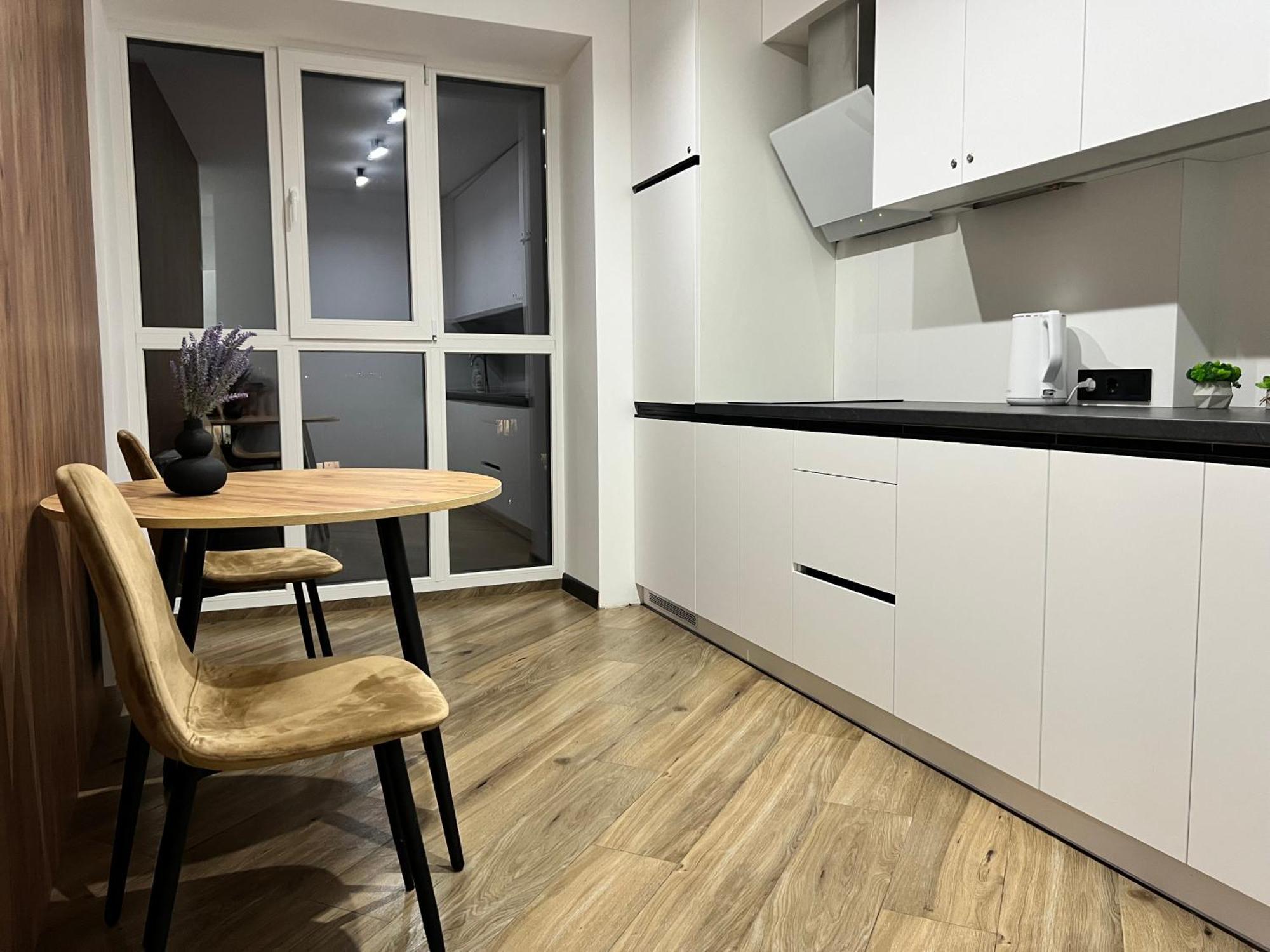Люкс Апартаменти Район Автовокзалу В Жкарена Та Жк Great House Поблизу Обласноі Лікарні Rivne Luaran gambar
