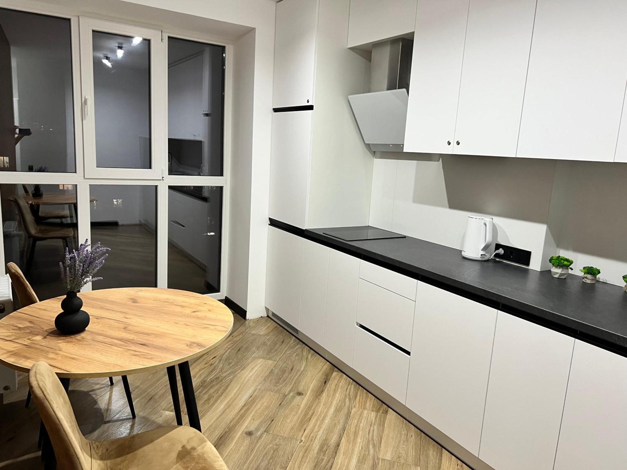 Люкс Апартаменти Район Автовокзалу В Жкарена Та Жк Great House Поблизу Обласноі Лікарні Rivne Luaran gambar